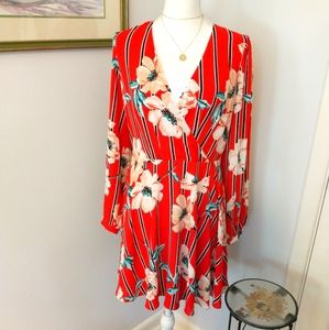 Express Fall/Winter Long-Sleeved Print Dress